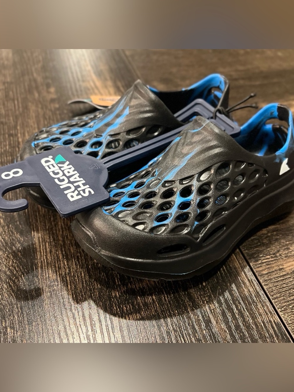 Rugged Shark Koifish Slip On Water Shoes Black Blue Camo Size 8 NWT